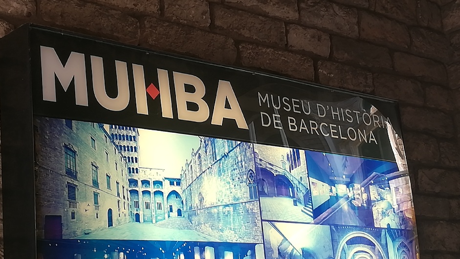 Enseigne du Musée d'Histoire de Barcelone